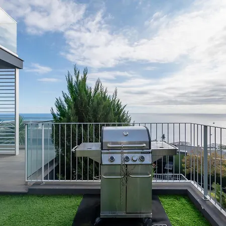 The View * 丰沙尔