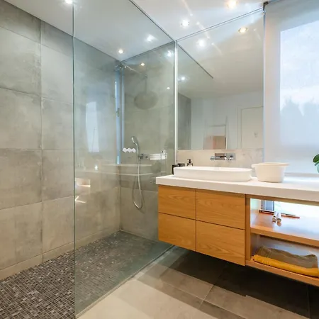 Daire The View